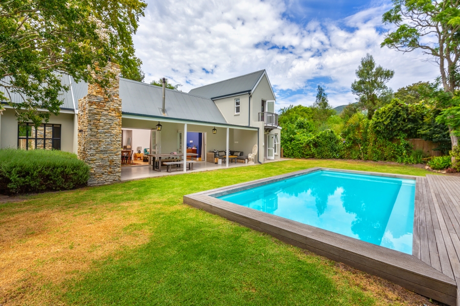 4 Bedroom Property for Sale in Belvidere Estate Western Cape